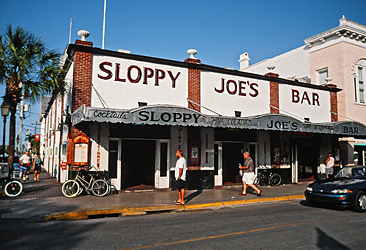Sloppy Joe&acute;s Bar