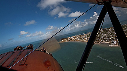 Doppeldeckerflug