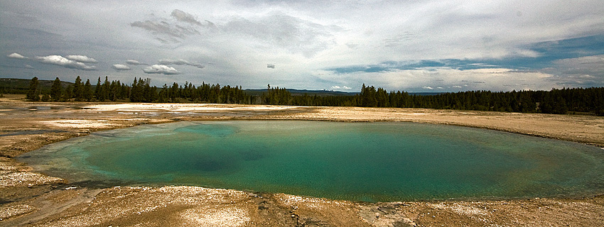 Norris Geysir Basin