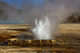 Cliff Geysir